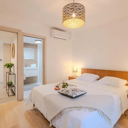 3 Bedrooms With Terrace - Happy Lejlighed *