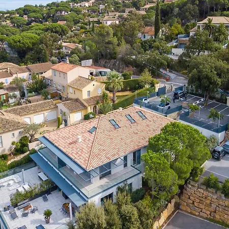 Lejlighed 3 Bedrooms With Terrace - Happy *