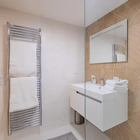 3 Bedrooms With Terrace - Happy Lejlighed *